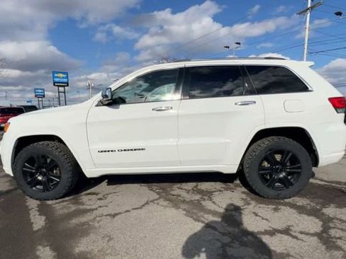 Used 2020 Jeep Grand Cherokee Overland image 5