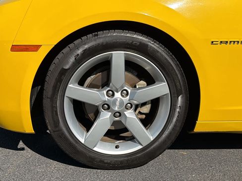 Used 2011 Chevrolet Camaro LT RWD image 9