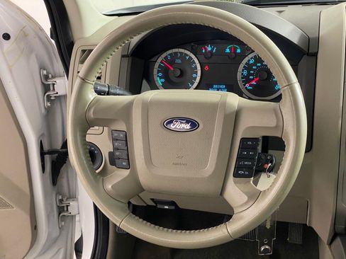 Used 2011 Ford Escape 4WD Hybrid image 15