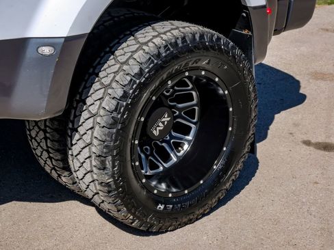 Used 2022 Ford F350 Lariat w/ Lariat Value Package image 65