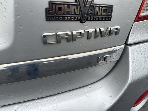 Used 2014 Chevrolet Captiva Sport LT w/ Convenience Package FWD image 9