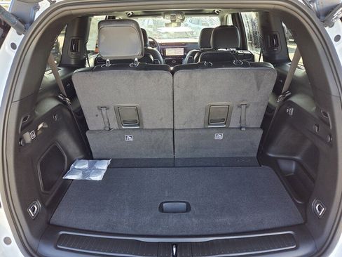 New 2026 Jeep Grand Cherokee L Limited image 14