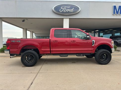 Used 2021 Ford F250 Lariat w/ Lariat Value Package AWD/4WD image 4