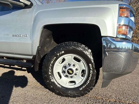 Used 2019 Chevrolet Silverado 2500 W/T image 19