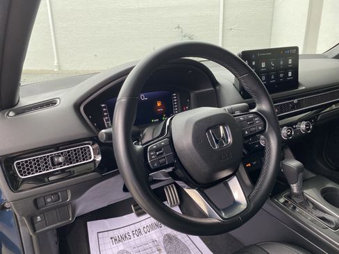 Used 2025 Honda Civic Sport Touring image 16