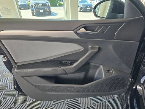 New 2026 Volkswagen Jetta SE FWD image 33