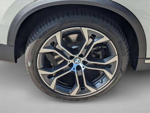 Used 2022 BMW X5 sDrive40i w/ Premium Package RWD image 26
