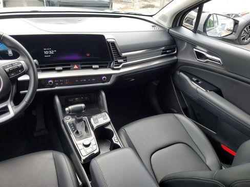 Used 2023 Kia Sportage SX FWD image 12