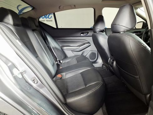 Used 2024 Nissan Altima 2.5 SL FWD image 10