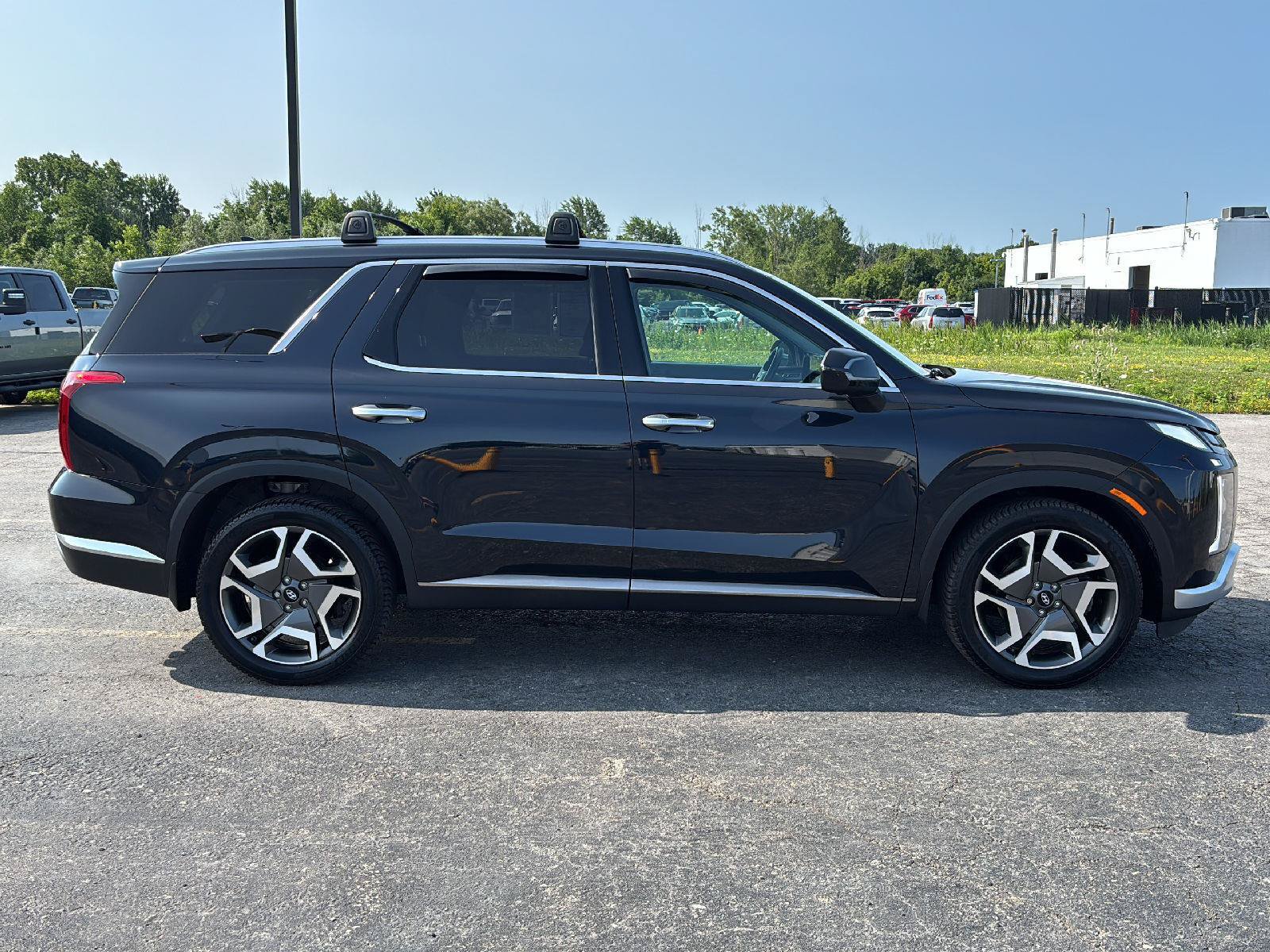 Used 2023 Hyundai Palisade Limited AWD/4WD image 8