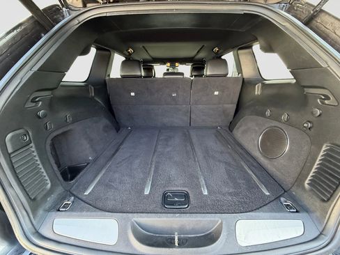 Used 2015 Jeep Grand Cherokee Overland image 14