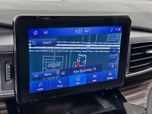 Used 2024 Ford Explorer Limited image 21