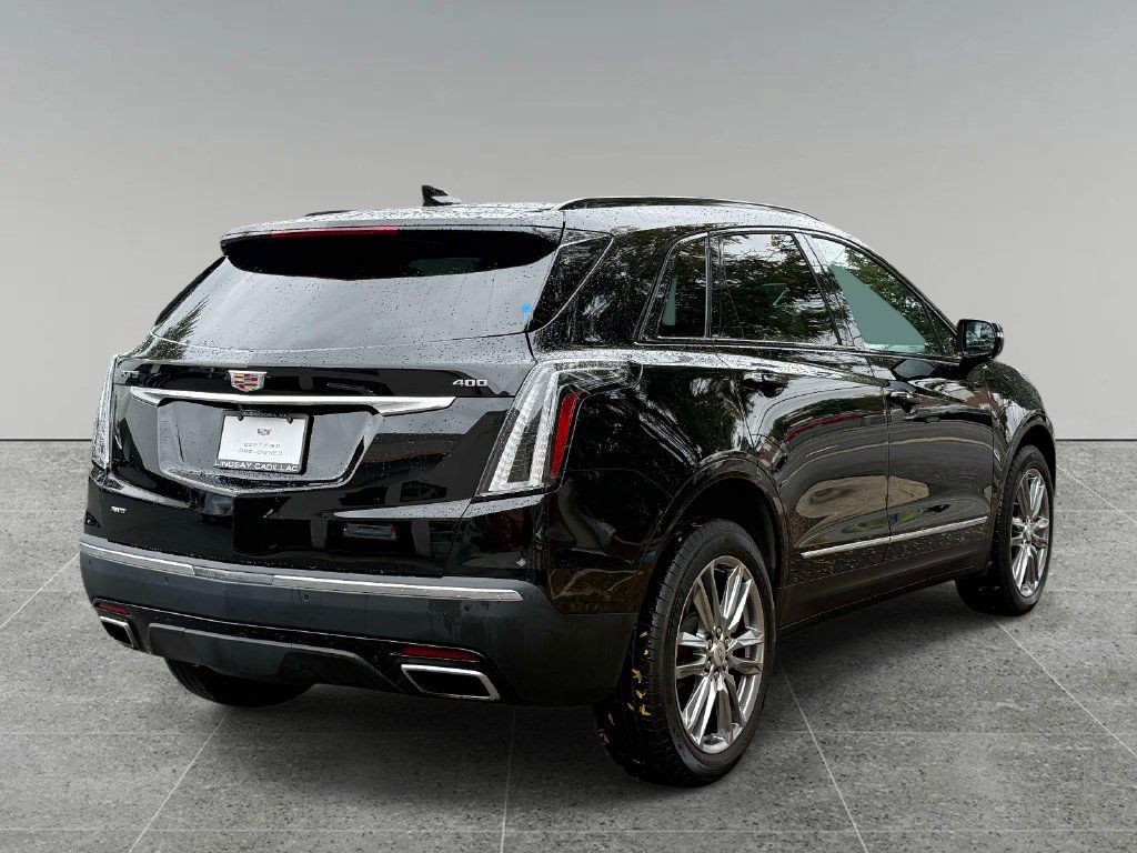 Certified 2026 Cadillac XT5 Sportv w/ LPO, Floor Liner Package AWD/4WD image 10