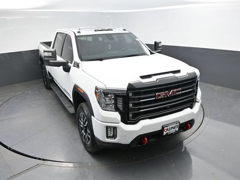 Used 2020 GMC Sierra 2500 AT4 w/ AT4 Premium Package AWD/4WD image 28