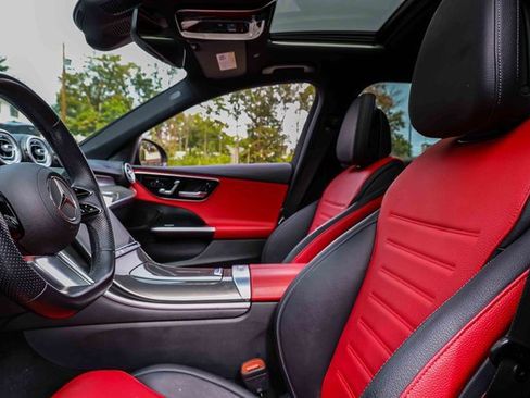 Used 2023 Mercedes-Benz C 300 4MATIC Sedan image 7