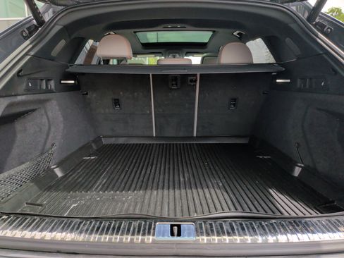 Used 2024 Audi Q8 e-tron Prestige w/ Prestige Package image 36