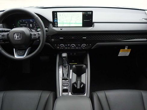 Used 2025 Honda Accord Touring image 10
