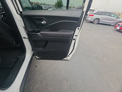Certified 2023 Honda Ridgeline Black Edition image 31
