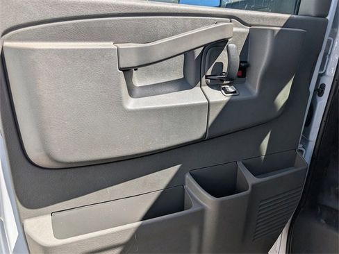 New 2024 Chevrolet Express 3500 Work Van w/ Power Convenience Package image 5