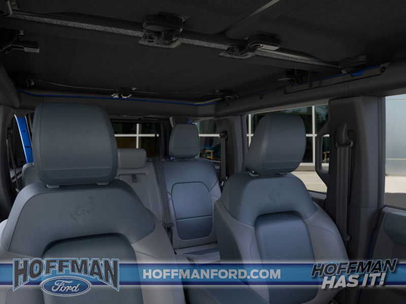 New 2024 Ford Bronco Outer Banks w/ Sasquatch Package AWD/4WD image 12