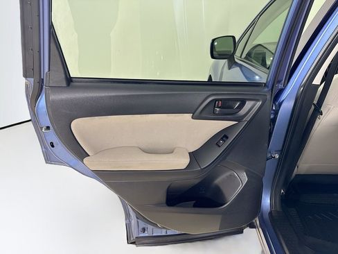 Used 2015 Subaru Forester 2.5i Premium w/ Popular Package #2 image 18