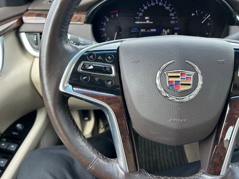 Used 2013 Cadillac XTS Luxury w/ Driver Awareness Package image 14