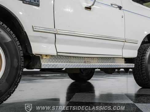 Used 1994 Ford Bronco XLT image 20