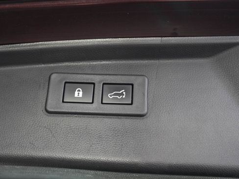 Used 2023 Subaru Outback Touring XT AWD/4WD image 11