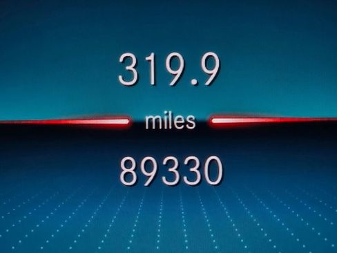 Used 2020 Mercedes-Benz GLE 450 4MATIC image 37