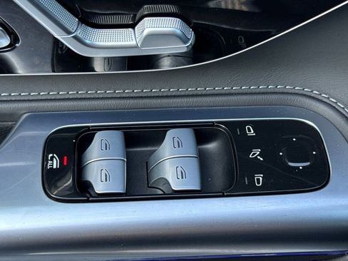 Certified 2022 Mercedes-Benz SL 63 AMG AMG SL 63 image 12