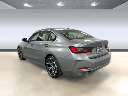 Used 2026 BMW 330i Sedan w/ Convenience Package RWD image 3
