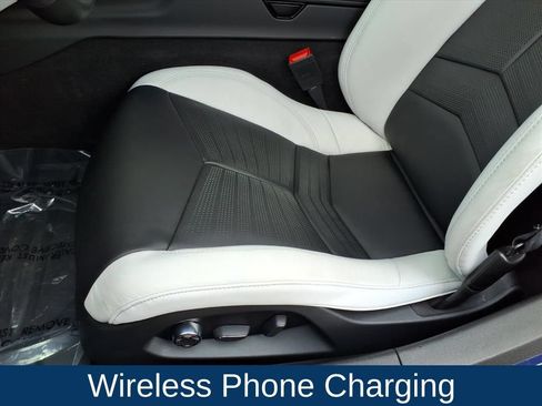 Used 2026 Chevrolet Corvette Stingray Preferred Conv w/ Stealth Interior Trim Package RWD image 19