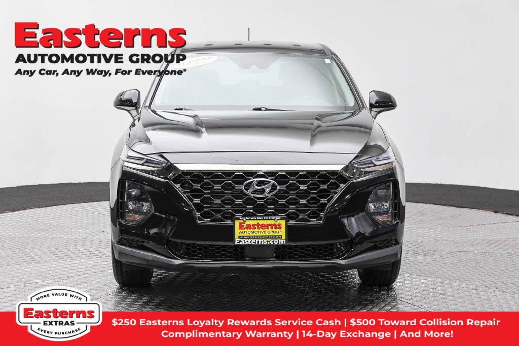 Used 2019 Hyundai Santa Fe SE FWD image 3