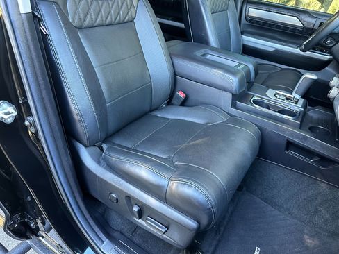 Used 2020 Toyota Tundra Platinum image 28