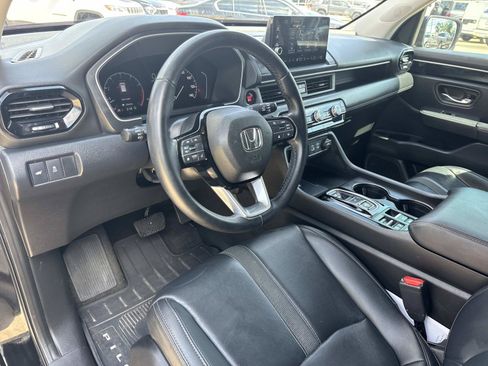 Used 2023 Honda Pilot EX-L image 17