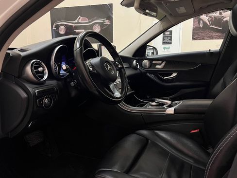 Used 2016 Mercedes-Benz C 300 Sedan image 16