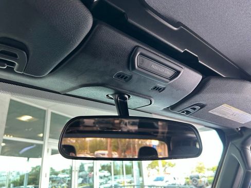 Used 2022 Jeep Gladiator Sport image 40