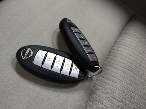 Used 2023 Nissan Altima 2.5 SV FWD image 32
