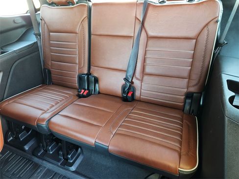 Used 2023 GMC Yukon Denali Ultimate image 29