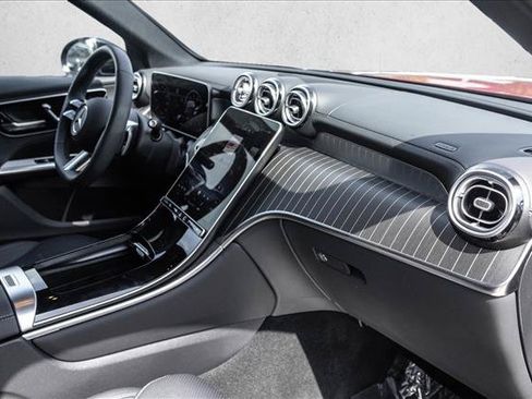 Certified 2026 Mercedes-Benz GLC 300 4MATIC image 25
