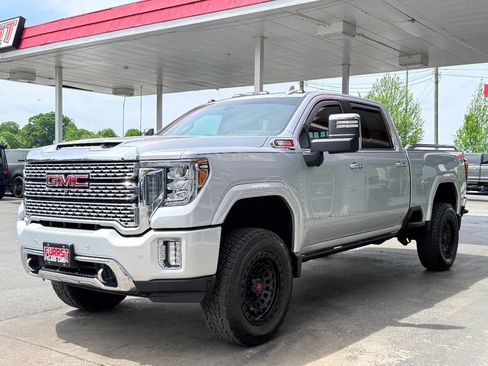 Used 2020 GMC Sierra 2500 Denali w/ Denali Ultimate Package image 6