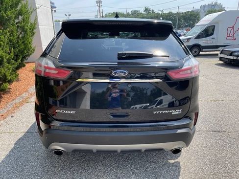 Certified 2019 Ford Edge Titanium w/ Equipment Group 301A AWD/4WD image 8