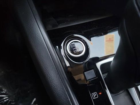 New 2025 Nissan Versa SV w/ Trunk Package image 19