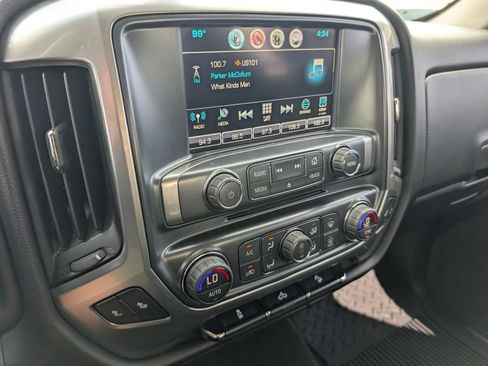 Used 2017 Chevrolet Silverado 1500 LT w/ All Star Edition AWD/4WD image 8