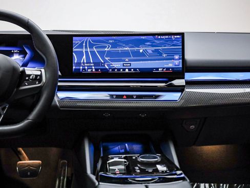 Certified 2024 BMW i5 M60 w/ Premium Package image 14