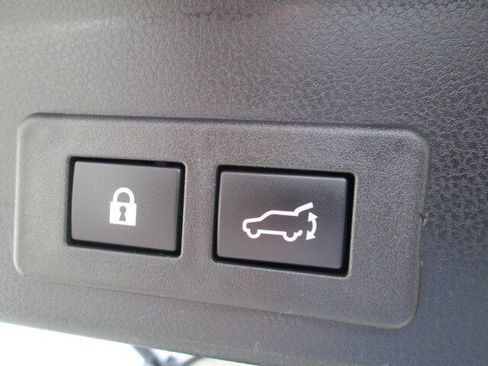 Used 2025 Subaru Ascent Touring w/ Popular Package #2 AWD/4WD image 12