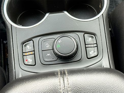 Used 2020 GMC Terrain SLT w/ Preferred Package image 20