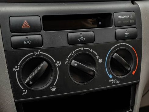 Used 2006 Toyota Corolla LE image 37