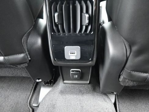 New 2026 Jeep Compass Latitude image 24