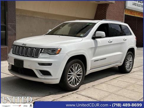 Certified 2017 Jeep Grand Cherokee Summit w/ Platinum Series Group image 7